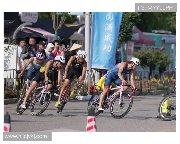 中国铁人三项冠军分享秘诀:吃好睡好最关键 中国铁人三项冠军分享秘诀:吃好睡好最关键